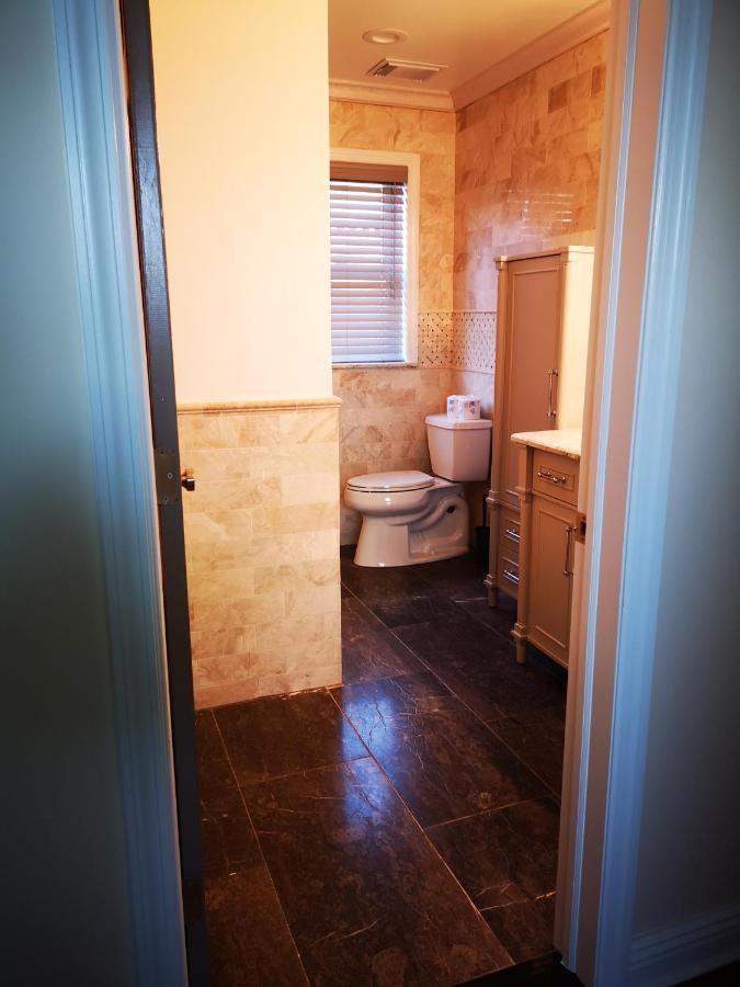 Luxury Hotel-style In Queens, Accommodatie bij particulieren New York
